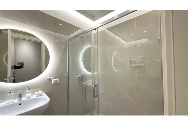 Shtepi me qera Apartament ne Tirane, 2+1, Mobilimi E mobiluar, Pagesa 1,500  Euro.