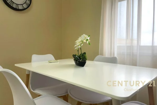 Shtepi me qera Apartament ne Tirane, 1+1, Mobilimi E mobiluar, Pagesa 550  Euro.