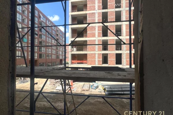 Appartamento in vendita a Tirana 1+1, Vuoto