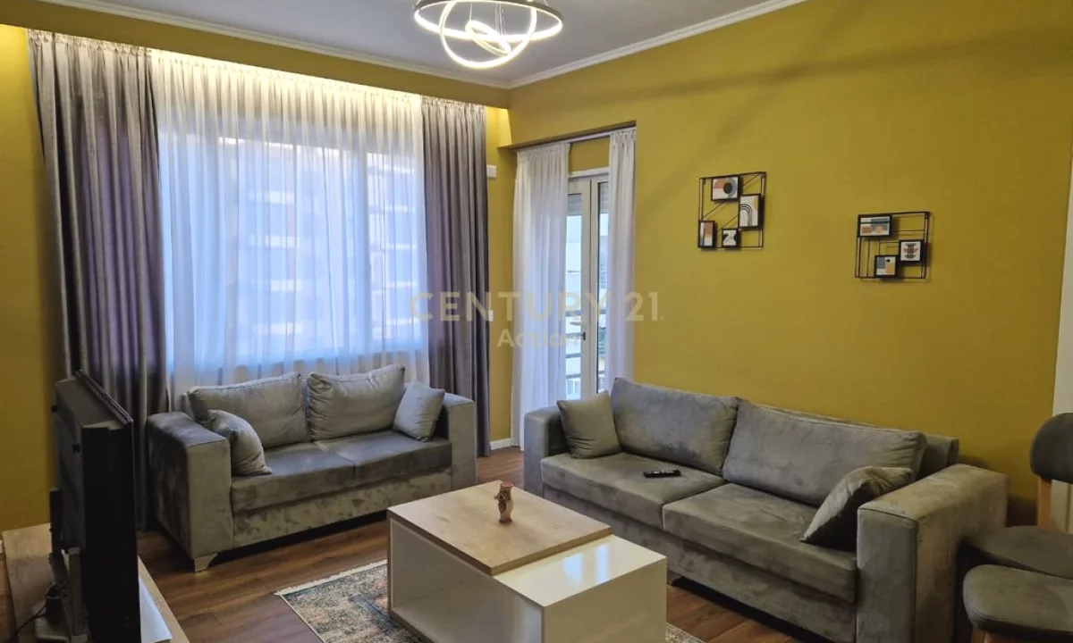 Shtepi me qera Apartament ne Tirane, 2+1, Mobilimi E mobiluar, Pagesa 700  Euro.