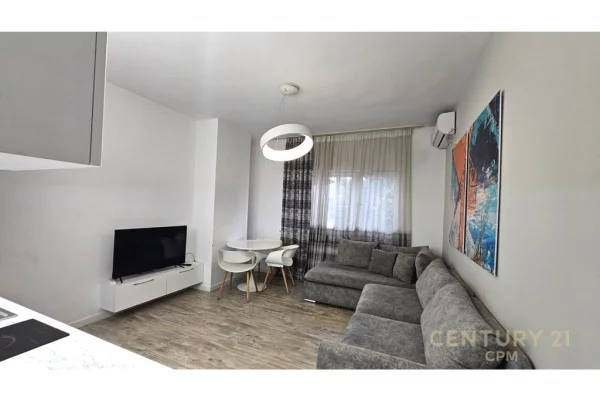 Shtepi me qera 1+1 ne Tirane - 800 Euro