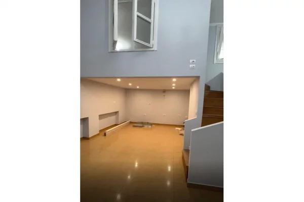 Appartamento in vendita a Tirana 1+1, Arredato