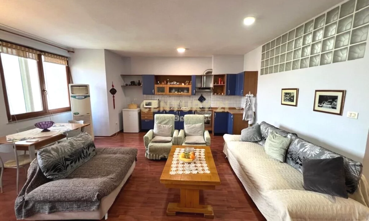 Shtepi me qera Apartament ne Tirane, 2+1, Mobilimi E mobiluar, Pagesa 650  Euro.