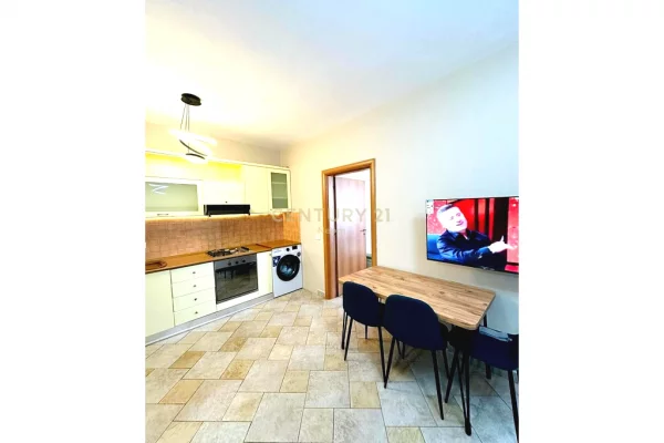 Shtepi me qera Apartament ne Tirane, 1+1, Mobilimi E mobiluar, Pagesa 600  Euro.