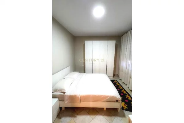 Shtepi me qera Apartament ne Tirane, 1+1, Mobilimi E mobiluar, Pagesa 600  Euro.