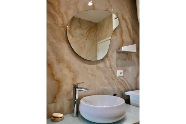 Shtepi me qera Apartament ne Tirane, 2+1, Mobilimi E mobiluar, Pagesa 700  Euro.