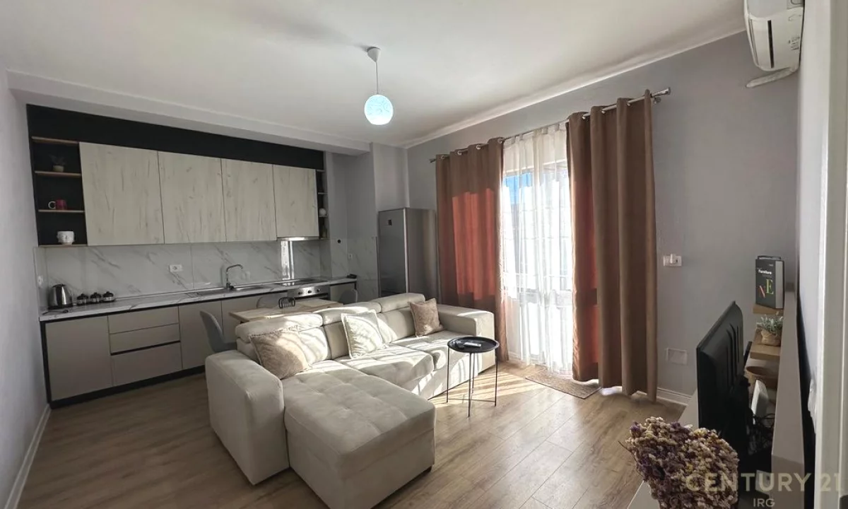 Shtepi me qera Apartament ne Tirane, 2+1, Mobilimi E mobiluar, Pagesa 600  Euro.