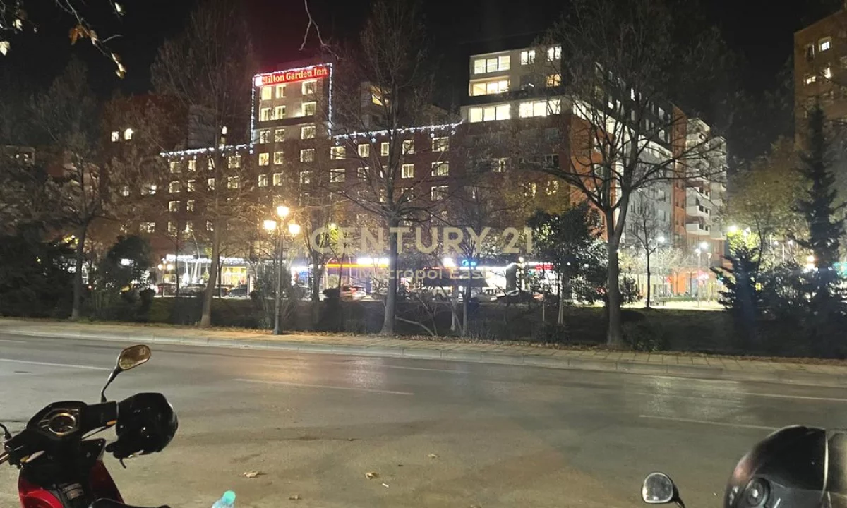 Appartamento in vendita a Tirana 1+1, Arredato