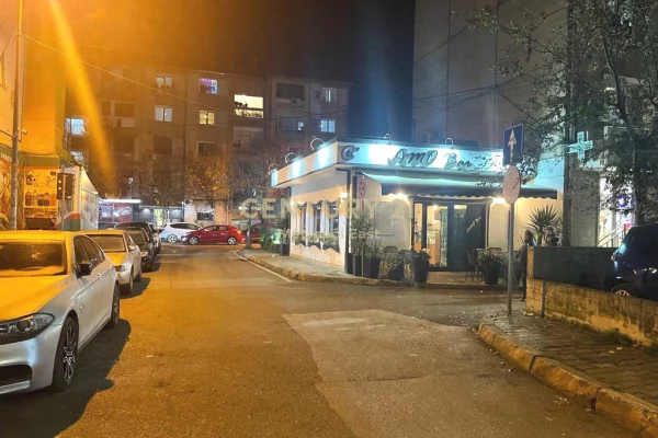 Appartamento in vendita a Tirana 1+1, Arredato