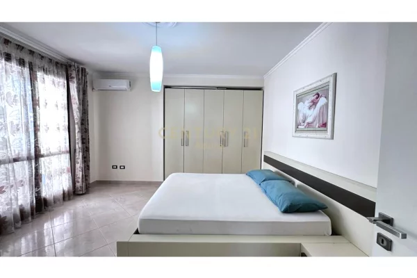 Shtepi me qera Apartament ne Tirane, 2+1, Mobilimi E mobiluar, Pagesa 650  Euro.