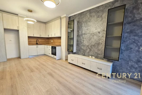 Shtepi ne shitje Apartament ne Tirane, 1+1, Mobilimi E mobiluar, Pagesa 155,000  Euro.