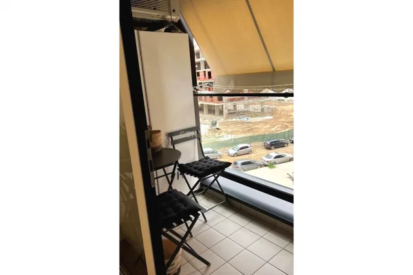 Shtepi ne shitje Apartament ne Tirane, 2+1, Mobilimi E mobiluar, Pagesa 360,000  Euro.