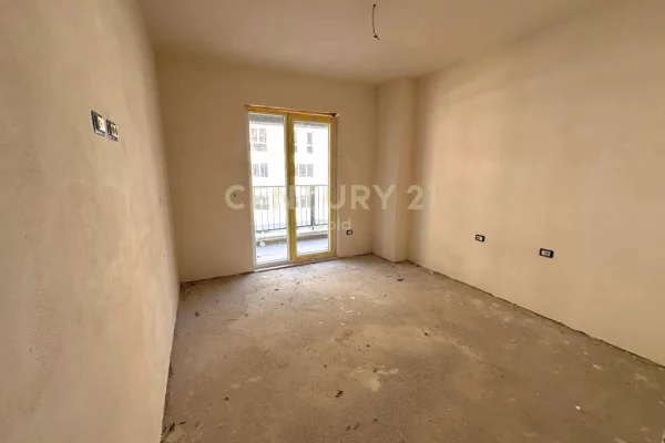 Shtepi ne shitje Apartament ne Tirane, 2+1, Mobilimi E mobiluar, Pagesa 110,000  Euro.