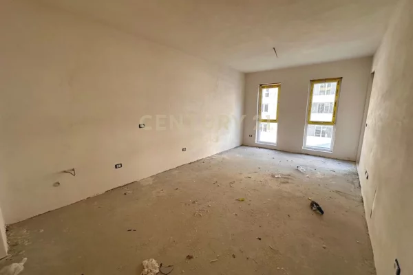 Shtepi ne shitje Apartament ne Tirane, 2+1, Mobilimi E mobiluar, Pagesa 110,000  Euro.