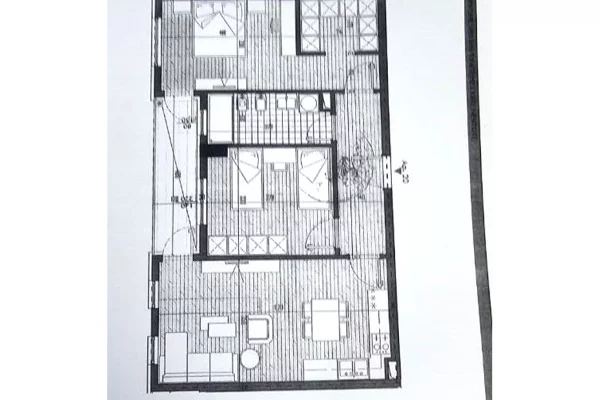 Shtepi ne shitje Apartament ne Tirane, 2+1, Mobilimi E mobiluar, Pagesa 110,000  Euro.