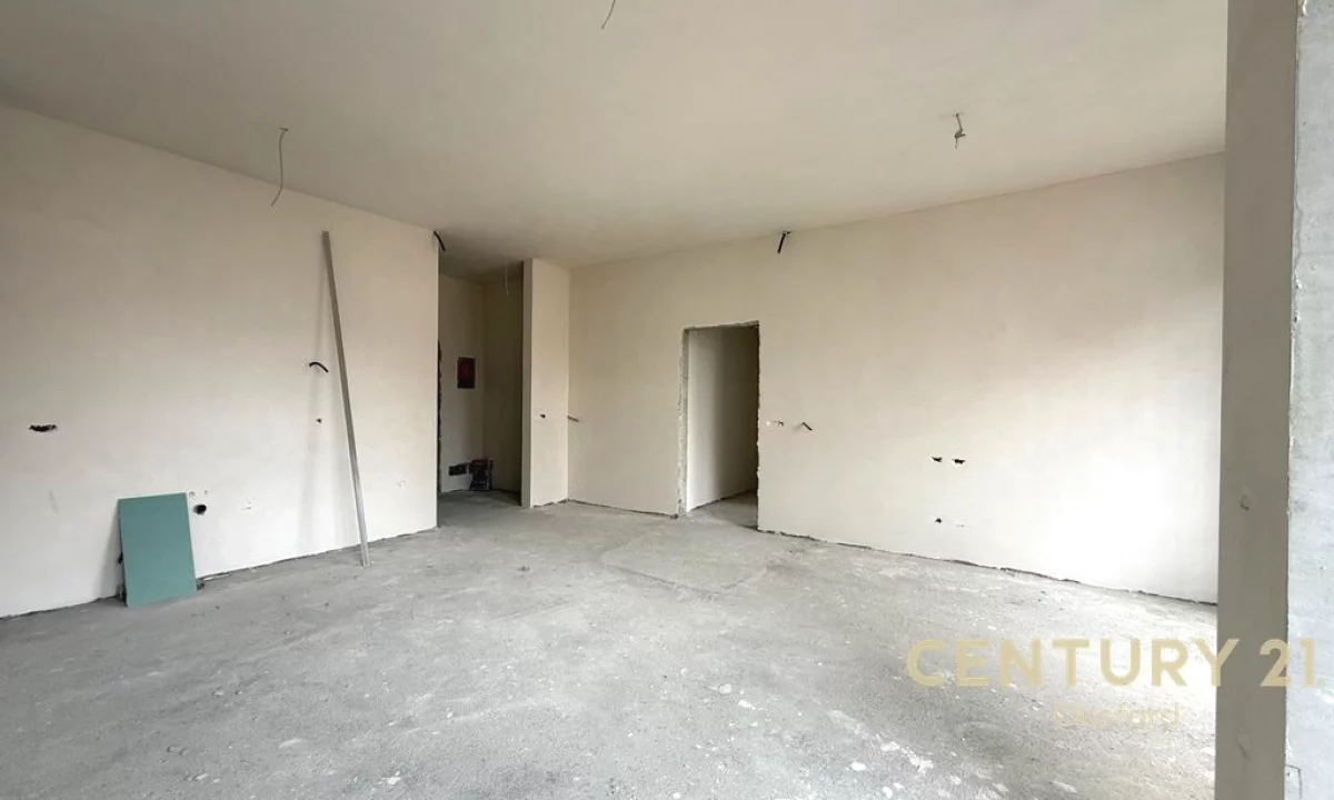 Shtepi ne shitje Apartament ne Tirane, 2+1, Mobilimi E mobiluar, Pagesa 185,000  Euro.