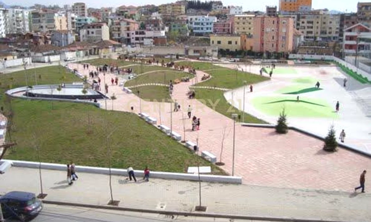 Appartamento in vendita a Tirana 1+1, Arredato