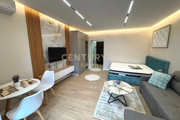 Appartamento in vendita a Tirana Garsoniere, Arredato