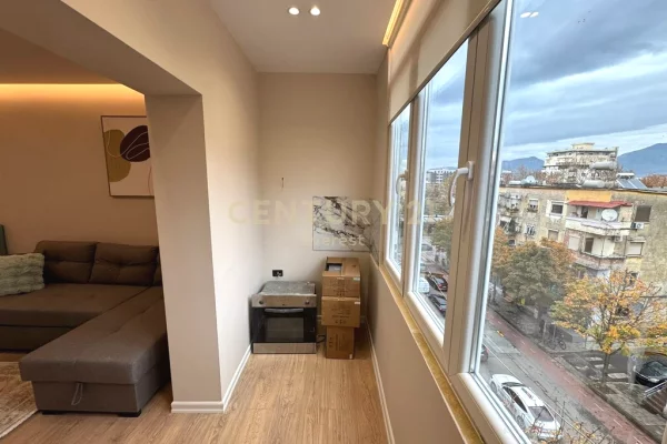 Appartamento in vendita a Tirana Garsoniere, Arredato