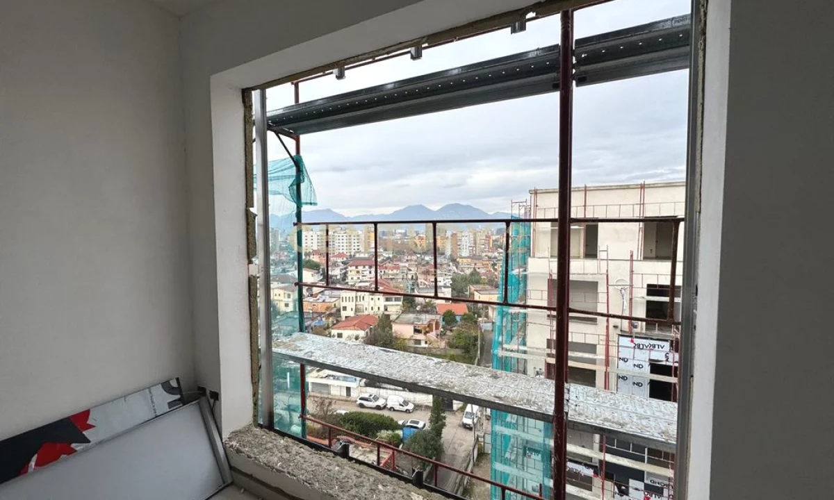 Shtepi ne shitje Apartament ne Tirane, 1+1, Mobilimi E mobiluar, Pagesa 120,000  Euro.
