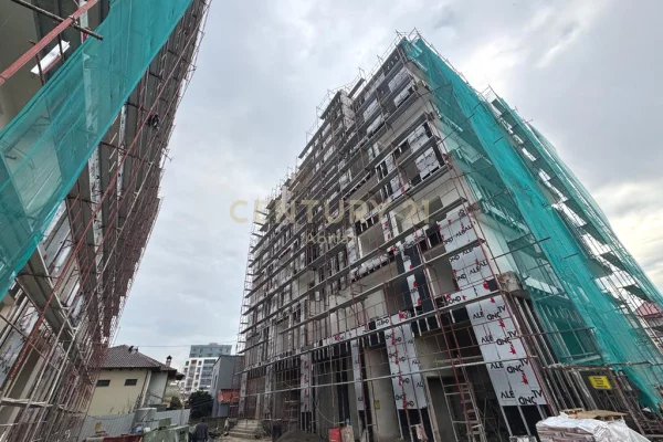 Shtepi ne shitje Apartament ne Tirane, 1+1, Mobilimi E mobiluar, Pagesa 120,000  Euro.