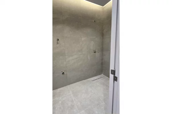 Shtepi ne shitje Apartament ne Tirane, 1+1, Mobilimi E mobiluar, Pagesa 246,000  Euro.