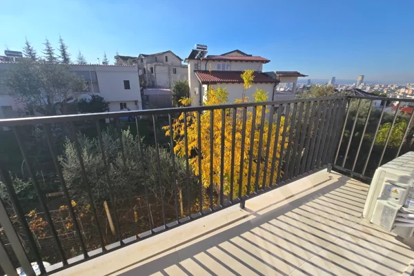 Shtepi ne shitje Apartament ne Tirane, 1+1, Mobilimi E mobiluar, Pagesa 92,000  Euro.