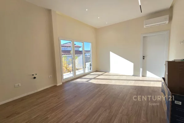 Shtepi ne shitje Apartament ne Tirane, 1+1, Mobilimi E mobiluar, Pagesa 92,000  Euro.