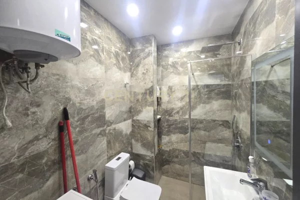 Shtepi ne shitje Apartament ne Durres, 1+1, Mobilimi E mobiluar, Pagesa 77,000  Euro.