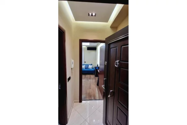 Shtepi ne shitje Apartament ne Tirane, Garsoniere, Mobilimi E mobiluar, Pagesa 114,000  Euro.