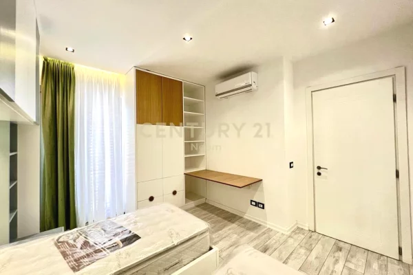 Shtepi me qera Apartament ne Tirane, 3+1, Mobilimi E mobiluar, Pagesa 1,300  Euro.