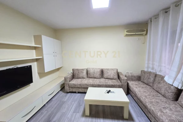 Shtepi ne shitje Apartament ne Tirane, 1+1, Mobilimi E mobiluar, Pagesa 147,000  Euro.