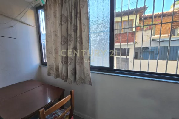 Shtepi ne shitje Apartament ne Tirane, 1+1, Mobilimi E mobiluar, Pagesa 147,000  Euro.