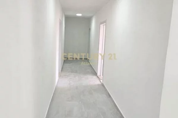 Shtepi ne shitje Apartament ne Durres, 1+1, Mobilimi E mobiluar, Pagesa 90,000  Euro.