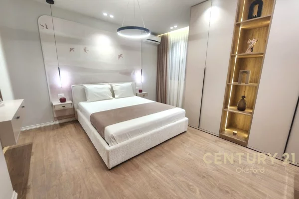 Shtepi ne shitje Apartament ne Durres, 2+1, Mobilimi E mobiluar, Pagesa 165,000  Euro.