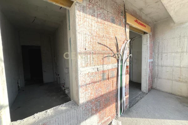 Shtepi ne shitje Apartament ne Tirane, 2+1, Mobilimi E mobiluar, Pagesa 125,000  Euro.