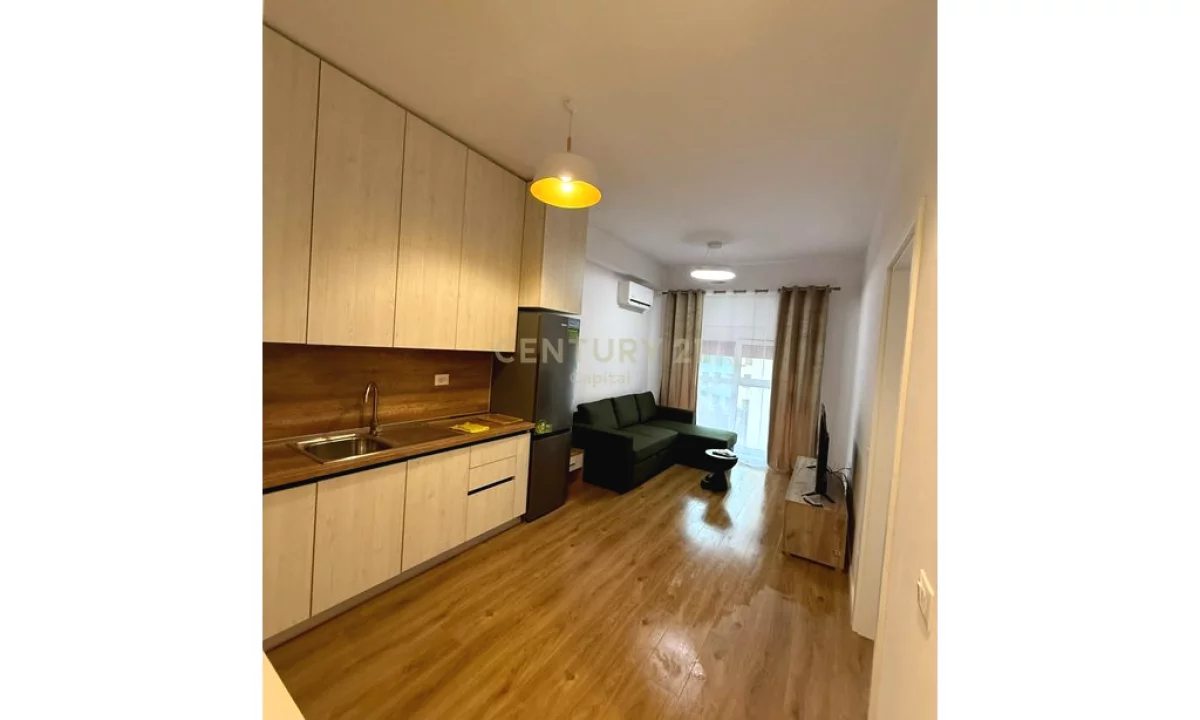 Shtepi me qera Apartament ne Tirane, 1+1, Mobilimi E mobiluar, Pagesa 500  Euro.