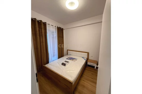 Shtepi me qera Apartament ne Tirane, 1+1, Mobilimi E mobiluar, Pagesa 500  Euro.