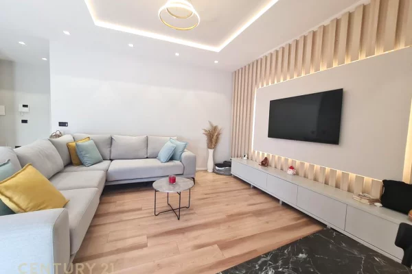 House for Rent 1+1 in Tirana - 800 Euro