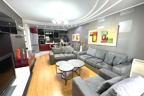 Shtepi me qera Apartament ne Tirane, 2+1, Mobilimi E mobiluar, Pagesa 1,000  Euro.