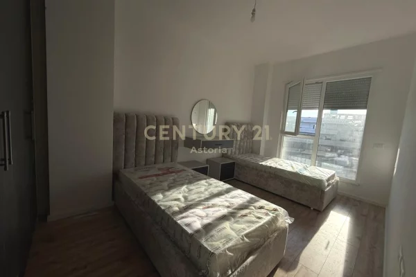 Shtepi me qera Apartament ne Tirane, 2+1, Mobilimi E mobiluar, Pagesa 650  Euro.