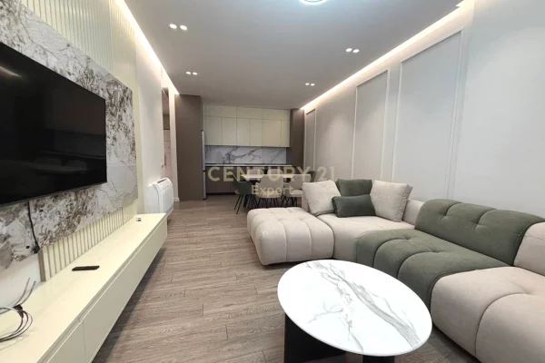 APARTAMENT 2+1 ME POST PARKIMI PER QIRA NE ROSE GARDEN!