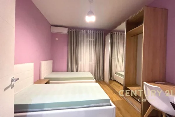 Shtepi me qera Apartament ne Tirane, 2+1, Mobilimi E mobiluar, Pagesa 1,000  Euro.