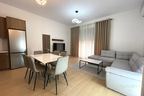 Shtepi me qera Apartament ne Tirane, 1+1, Mobilimi E mobiluar, Pagesa 830  Euro.