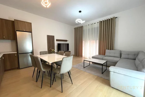 Shtepi me qera Apartament ne Tirane, 1+1, Mobilimi E mobiluar, Pagesa 830  Euro.