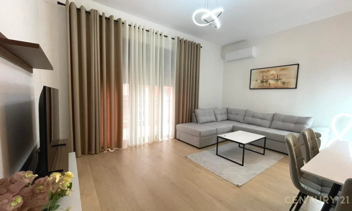 Shtepi me qera Apartament ne Tirane, 1+1, Mobilimi E mobiluar, Pagesa 830  Euro.