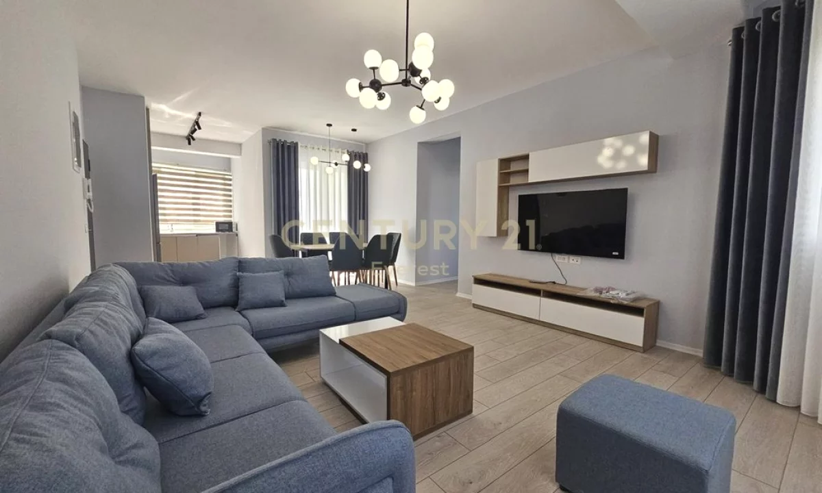 Shtepi ne shitje Apartament ne Tirane, 2+1, Mobilimi E mobiluar, Pagesa 250,000  Euro.