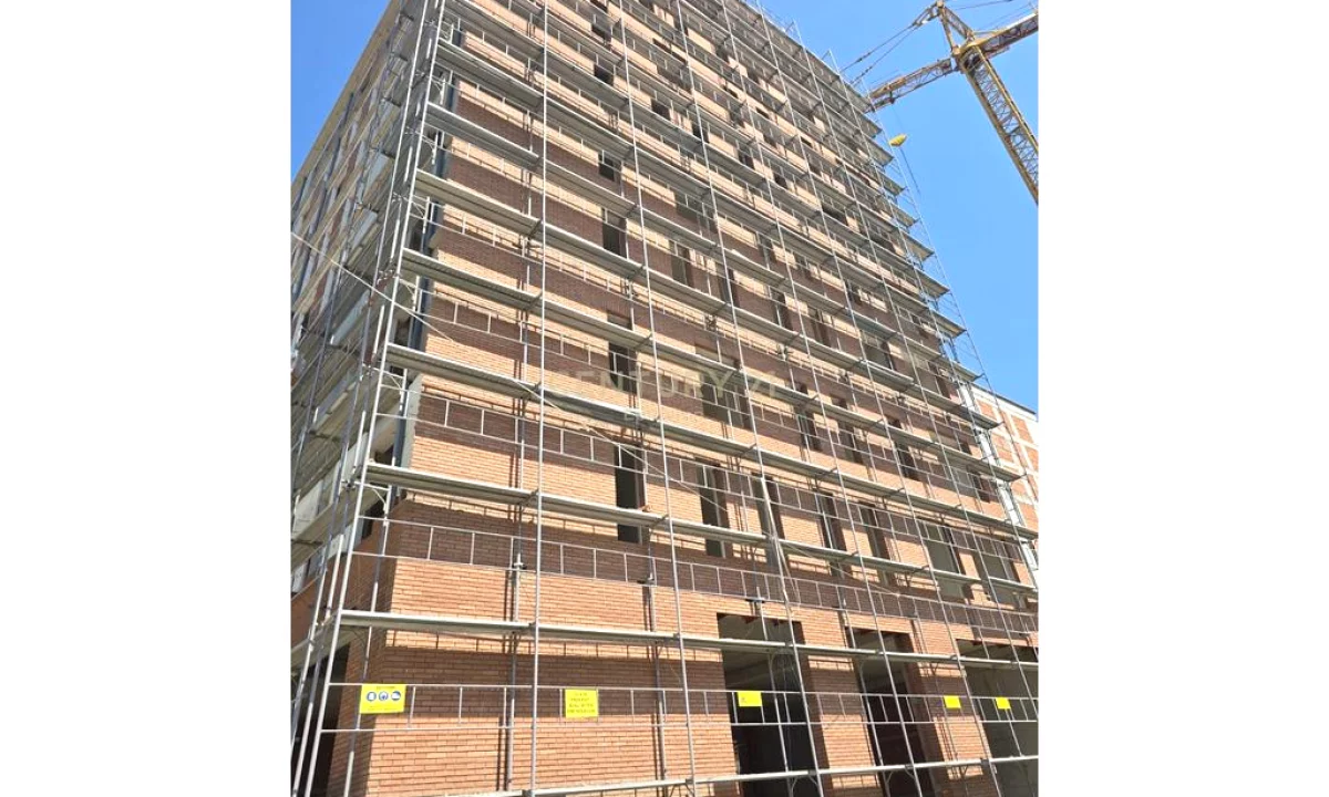 Shtepi ne shitje Apartament ne Tirane, 2+1, Mobilimi Bosh, pa mobiluar, Pagesa 132,000  Euro.