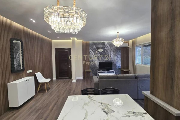 Shtepi me qera Apartament ne Tirane, 2+1, Mobilimi E mobiluar, Pagesa 550  Euro.