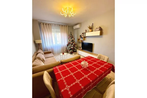 SHITET APARTAMENT 1+1, FRESKU